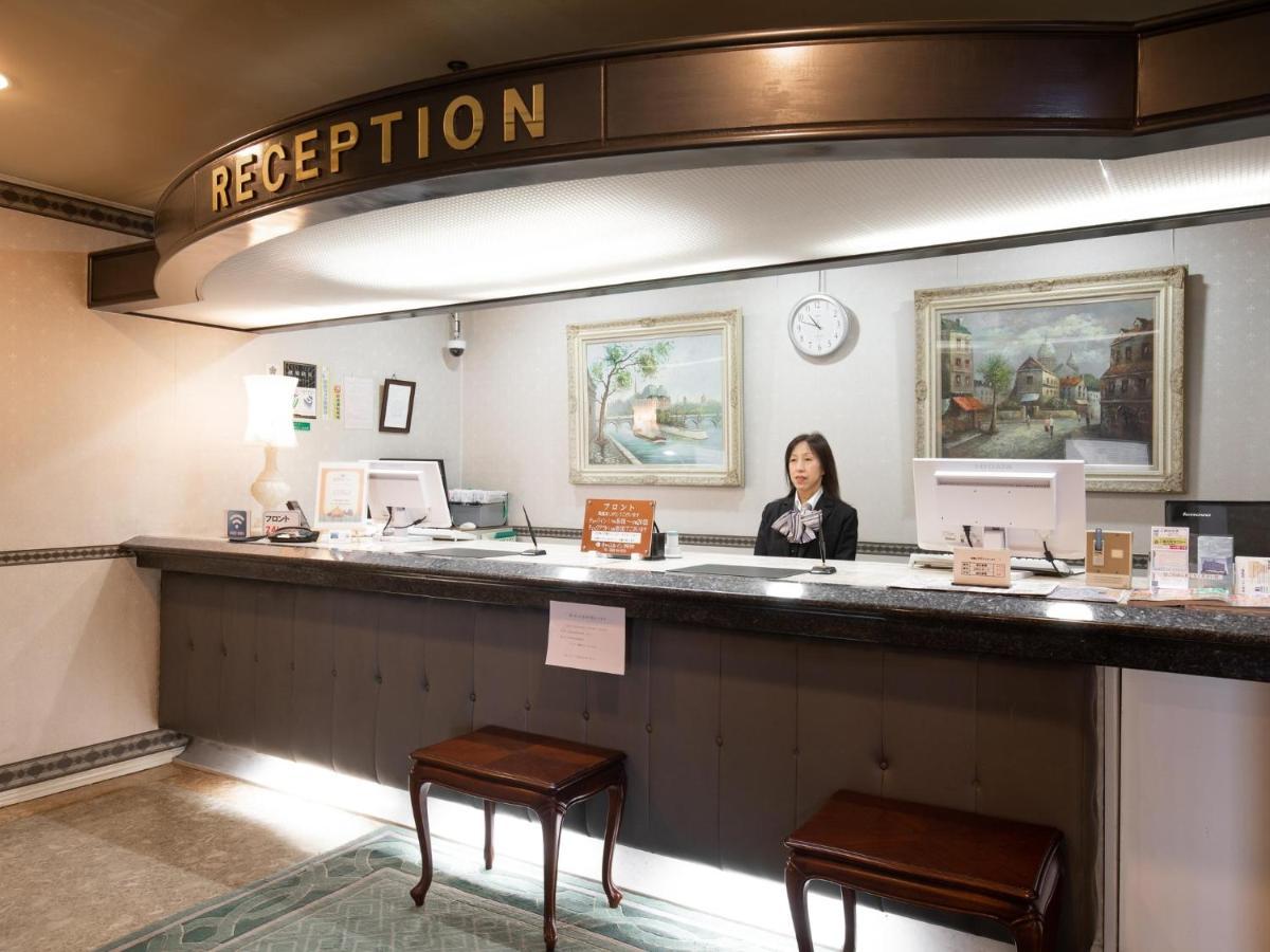 Hotel Castle Inn ยคไคจิ ภายนอก รูปภาพ